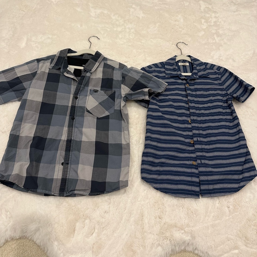 Hurley Black and Blue Button Down Shirts Casual Style Boys size medium